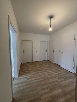 Freundliche 3-Zimmerwohnung mit Sonnenbalkon, 38302 Wolfenbüttel, Etagenwohnung