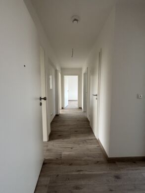 Frisch sanierte 3-Zimmerwohnung mit Balkon, 38315 Hornburg, Etagenwohnung