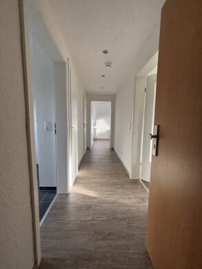Gemütliche Dachgeschosswohnung in Adersheim, 38304 Wolfenbüttel, Dachgeschosswohnung